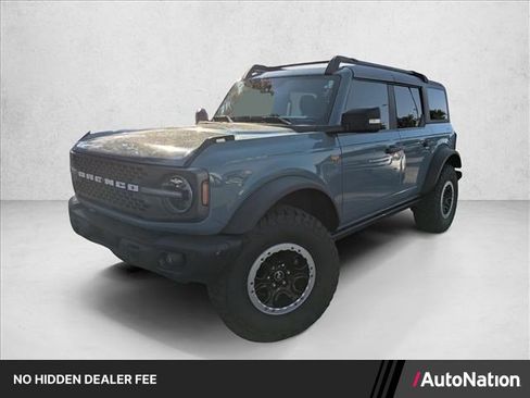 Used 2022 Ford Bronco Badlands w/ Sasquatch Package AWD/4WD image 1