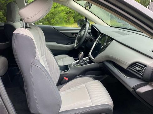 Used 2024 Subaru Outback Premium AWD/4WD image 33