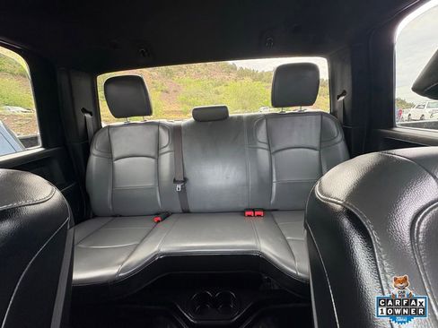 Used 2022 RAM 2500 Tradesman w/ Chrome Appearance Group AWD/4WD image 6