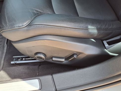 Used 2024 Volvo S60 B5 Plus AWD/4WD image 25