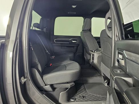 New 2026 RAM 3500 Big Horn AWD/4WD image 36