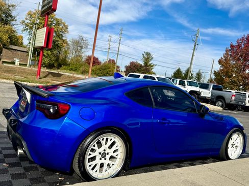 Used 2018 Subaru BRZ Limited w/ Popular Package #3 image 8