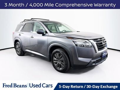 Used 2022 Nissan Pathfinder SV