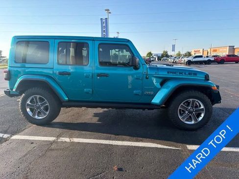Used 2020 Jeep Wrangler Unlimited Sahara w/ Dual Top Group AWD/4WD image 4