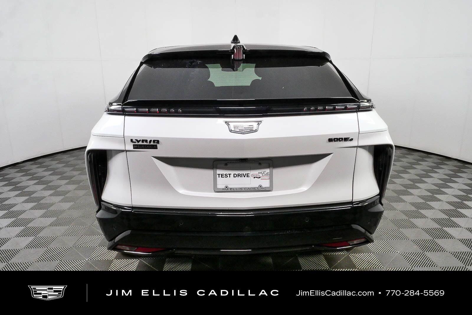 Used 2024 Cadillac Lyriq Luxury AWD/4WD image 28