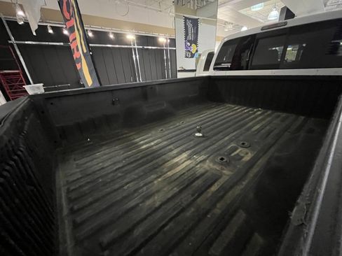 Used 2016 Ford F450 Lariat w/ Lariat Chrome Package image 11