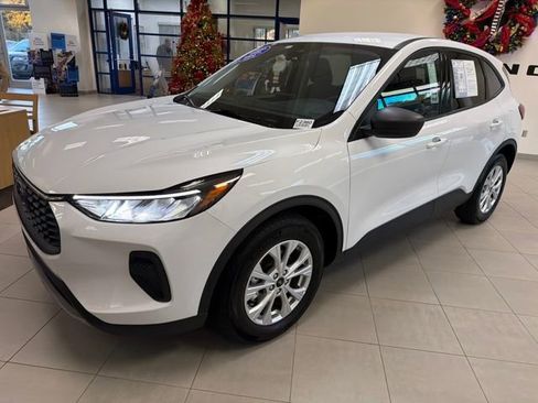 Used 2025 Ford Escape Active image 3