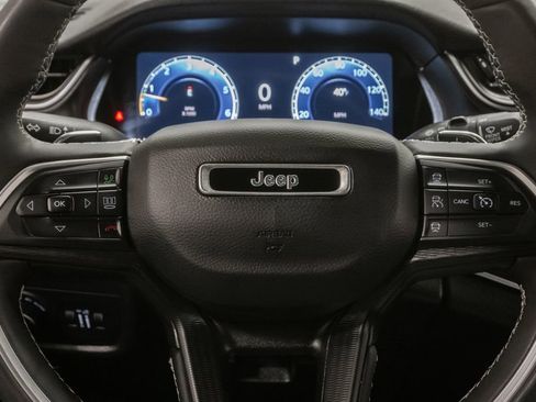 Certified 2024 Jeep Grand Cherokee L Altitude AWD/4WD image 16