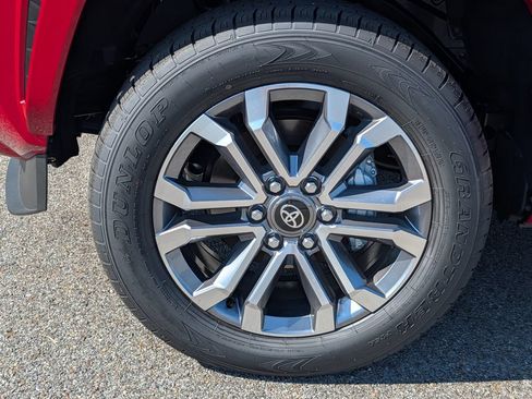 New 2026 Toyota 4Runner Limited AWD/4WD image 9