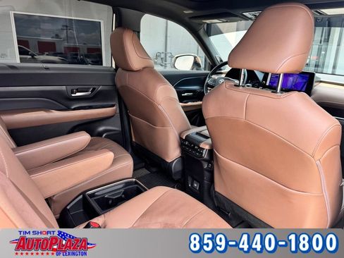 Used 2024 Toyota Grand Highlander AWD Hybrid image 50