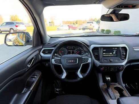 Used 2019 GMC Acadia SLE FWD image 40