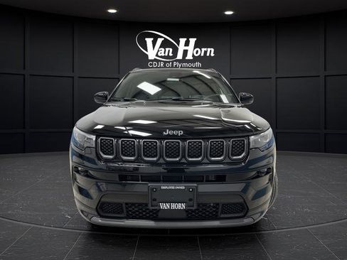 Used 2024 Jeep Compass Limited w/ High Altitude Package image 12