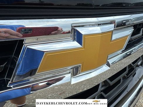 Used 2025 Chevrolet Silverado 1500 LT AWD/4WD image 36