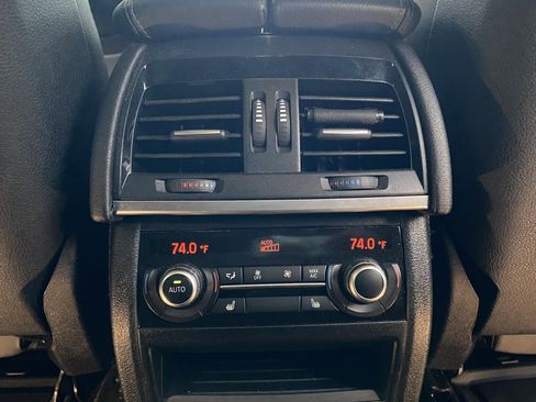 Used 2019 BMW X6 xDrive50i w/ M Sport Package image 16