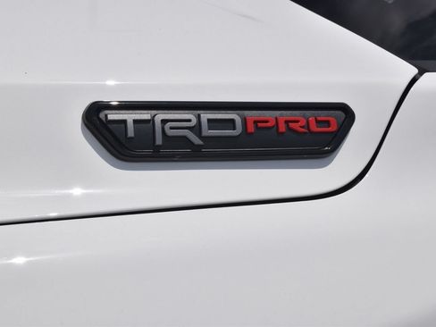 Used 2025 Toyota Tacoma TRD Pro AWD/4WD image 14