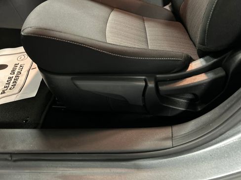 Used 2025 Nissan Sentra SV image 11