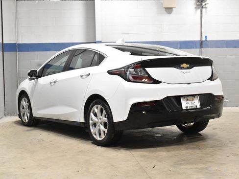 Used 2018 Chevrolet Volt Premier image 20
