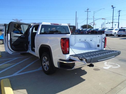 Used 2025 GMC Sierra 1500 SLT image 24