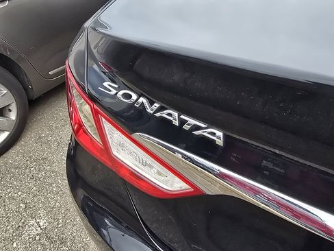 Used 2013 Hyundai Sonata SE FWD image 19