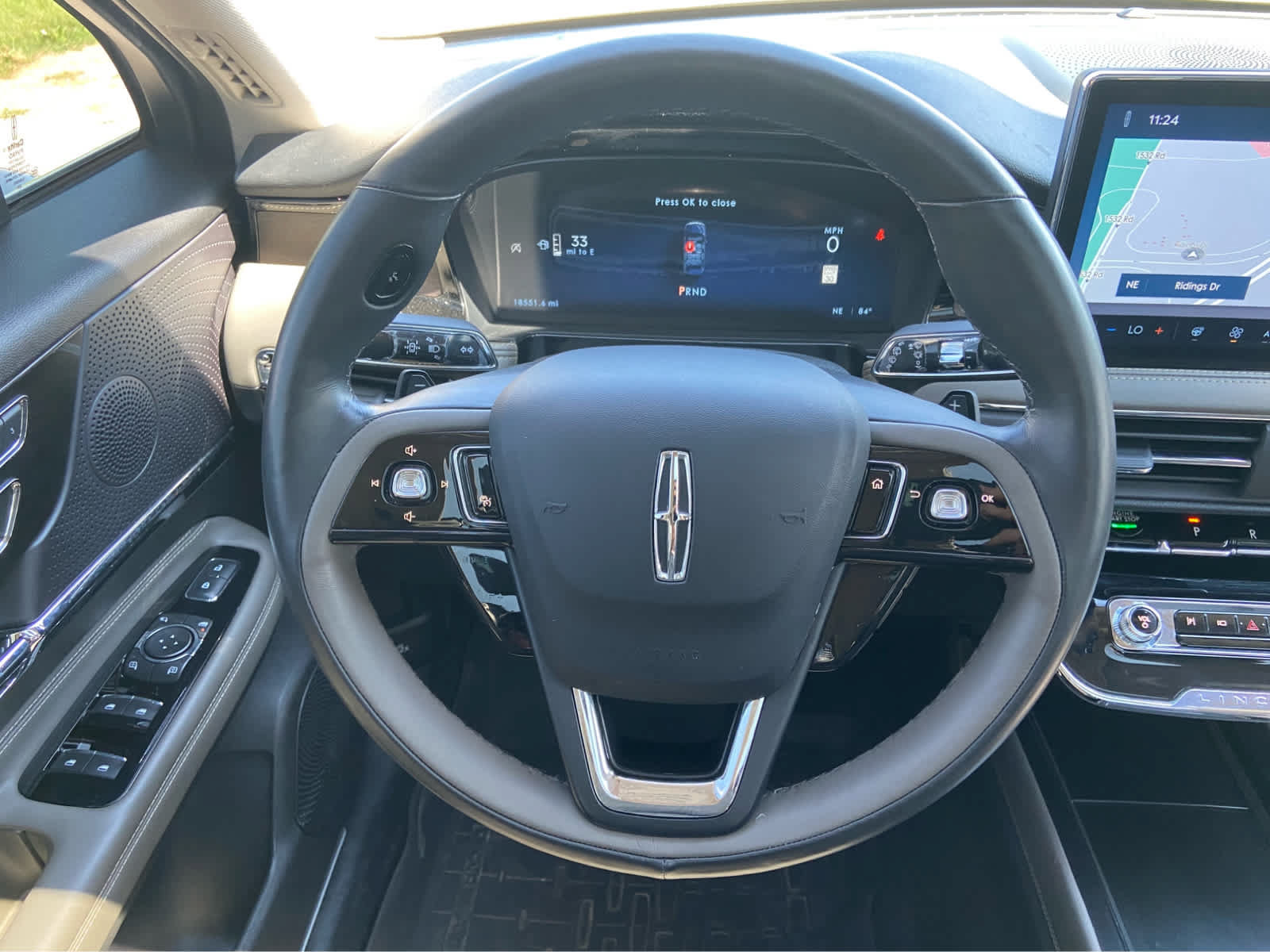 Used 2024 Lincoln Corsair Reserve w/ Equipment Group 201A AWD/4WD image 22
