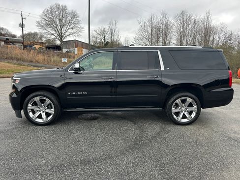 Used 2016 Chevrolet Suburban LTZ AWD/4WD image 2