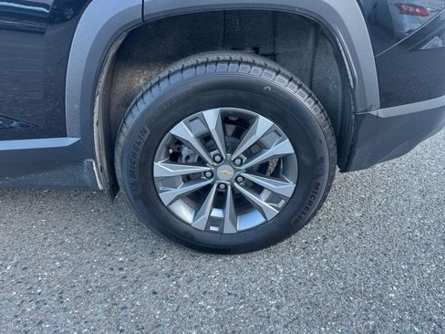 Used 2025 Chevrolet Equinox LT image 29