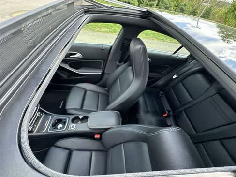 Used 2019 Mercedes-Benz CLA 250 4MATIC image 6