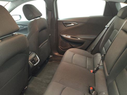 Used 2025 Chevrolet Malibu LT image 18