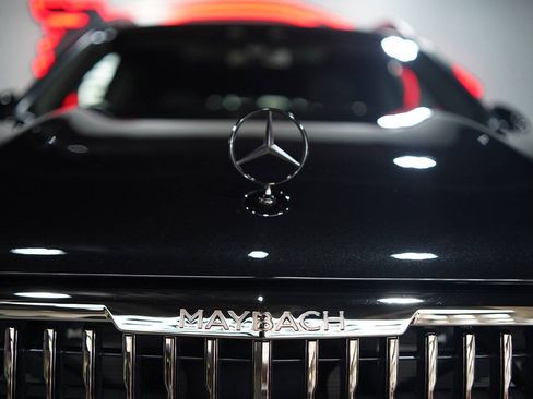 Used 2025 Mercedes-Benz Maybach GLS 600 4MATIC image 54