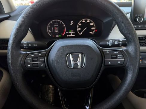 Certified 2025 Honda HR-V LX image 28