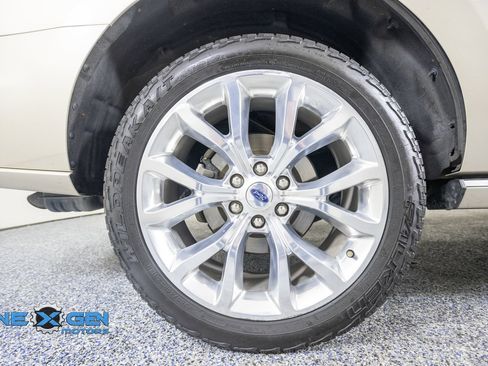 Used 2018 Ford Expedition Platinum AWD/4WD image 52
