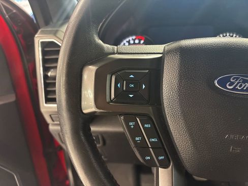 Used 2020 Ford F150 Lariat w/ Equipment Group 502A Luxury AWD/4WD image 20