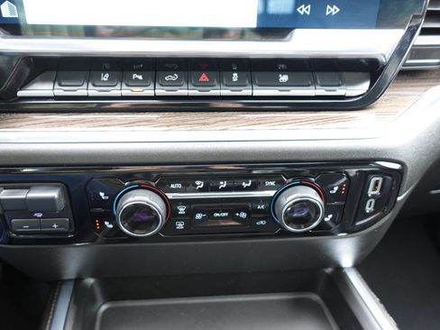 Used 2024 Chevrolet Silverado 2500 LT w/ All Star Edition image 44