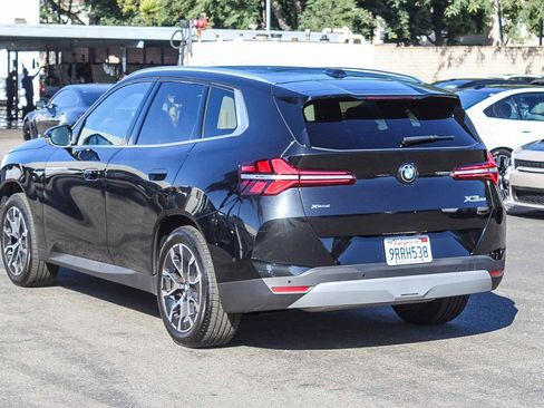 Used 2025 BMW X3 xDrive30i image 4