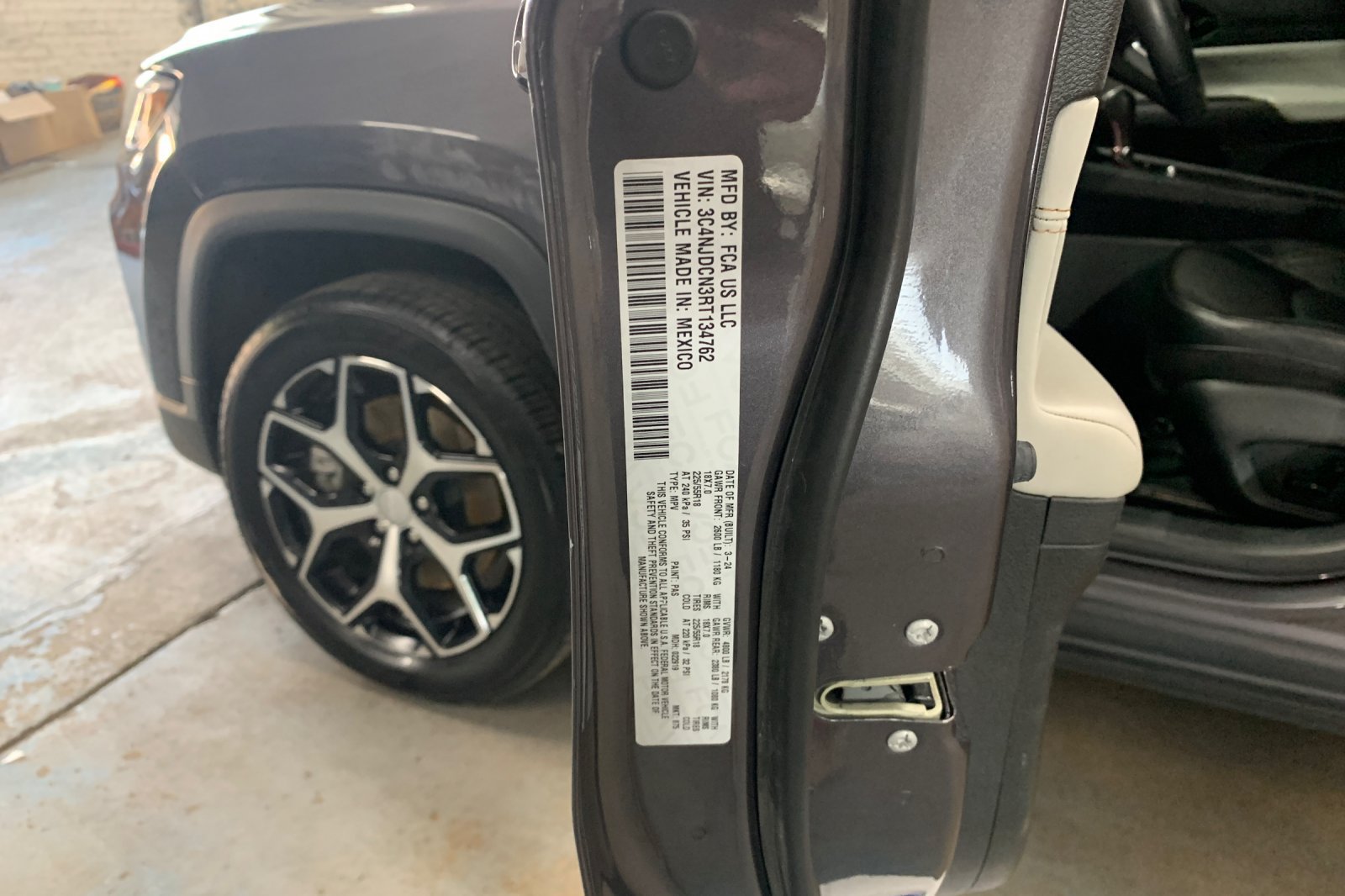 Used 2024 Jeep Compass Limited AWD/4WD image 33