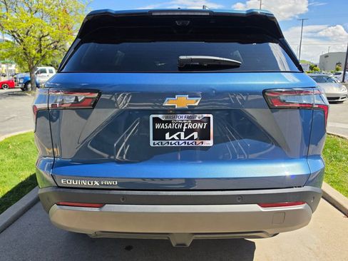 Used 2025 Chevrolet Equinox LT w/ Convenience Package II AWD/4WD image 6