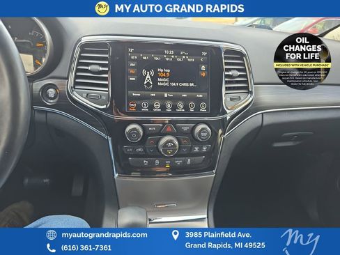 Used 2019 Jeep Grand Cherokee Limited image 19