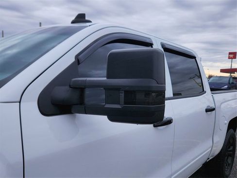 Used 2018 Chevrolet Silverado 1500 LT w/ All Star Edition image 13