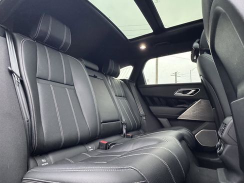 Used 2020 Land Rover Range Rover Velar S image 37