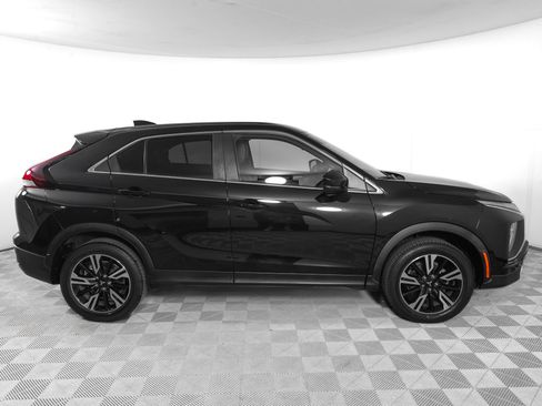 Used 2023 Mitsubishi Eclipse Cross AWD image 3