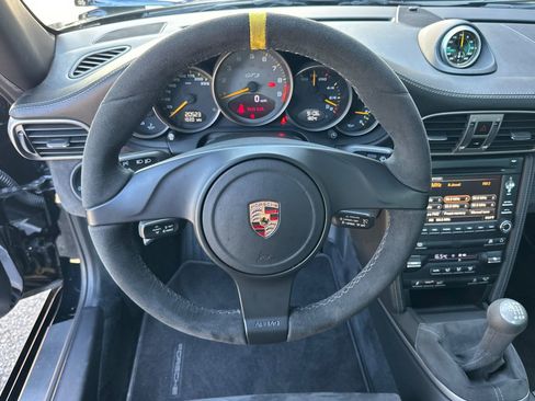 Used 2011 Porsche 911 GT3 RS RWD image 15