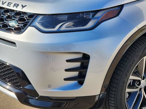 Used 2026 Land Rover Discovery Sport Landmark AWD/4WD image 5