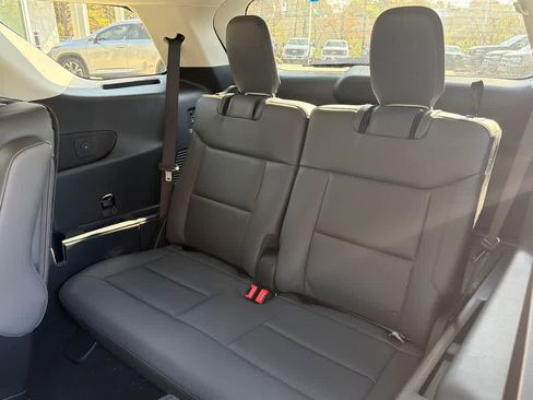 New 2026 Ford Explorer Active w/ Active Comfort Package image 19