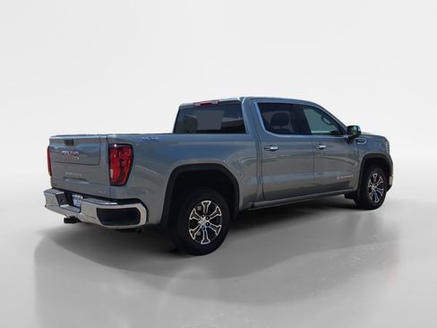Used 2025 GMC Sierra 1500 SLT AWD/4WD image 5