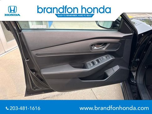 Used 2023 Honda Accord EX image 11
