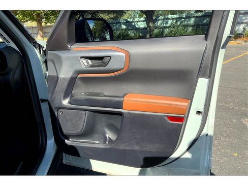 Used 2024 Ford Bronco Sport Outer Banks w/ Tech Package image 25