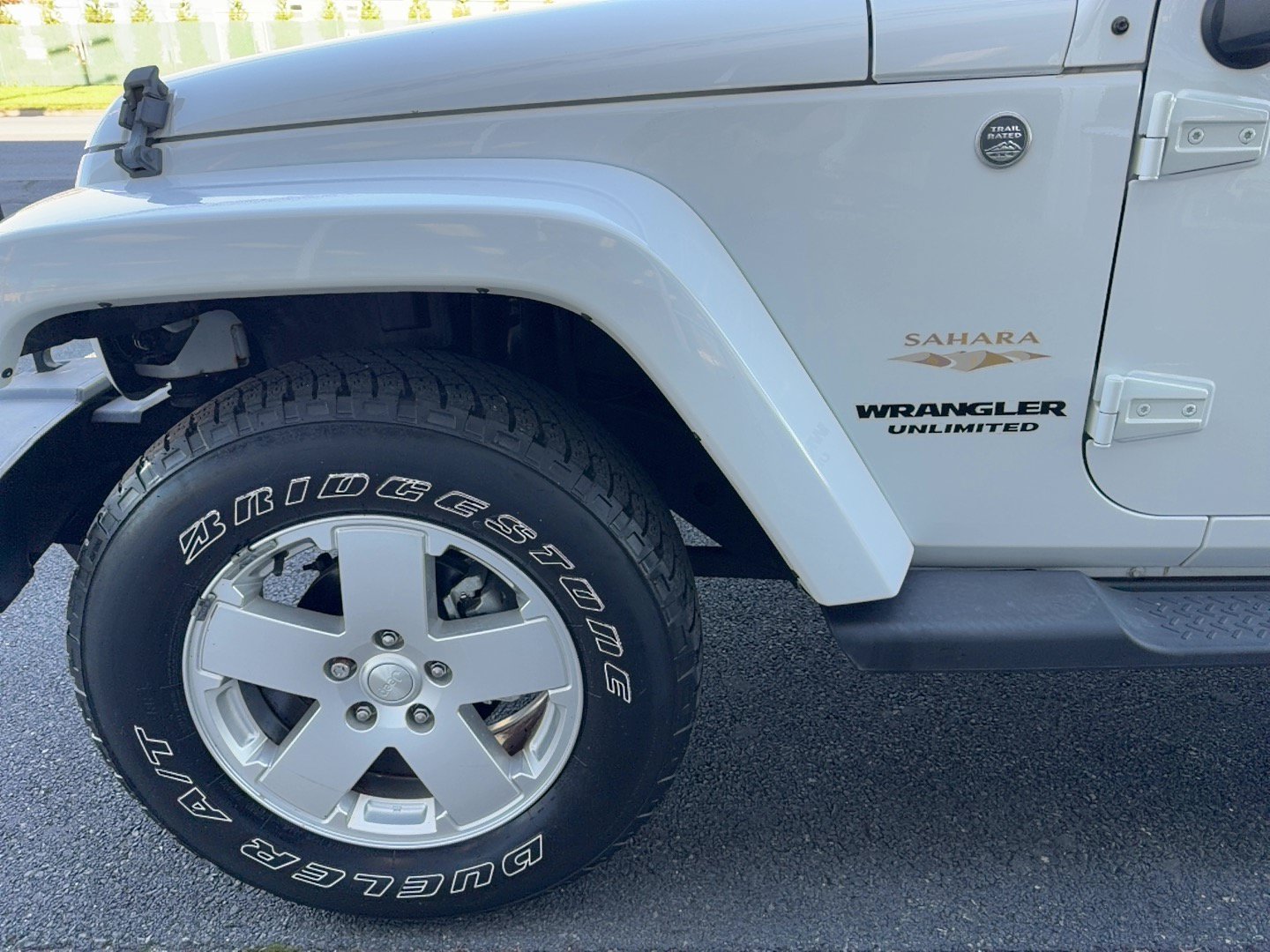 Used 2012 Jeep Wrangler Unlimited Sahara w/ Connectivity Group AWD/4WD image 24