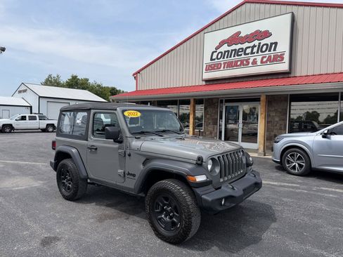 Used 2022 Jeep Wrangler Sport AWD/4WD image 2
