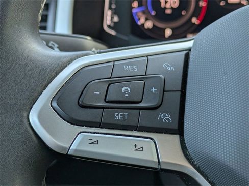 Certified 2023 Volkswagen Atlas SEL image 39