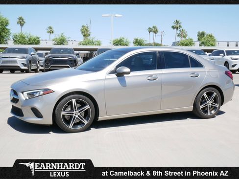 Used 2019 Mercedes-Benz A 220 image 1